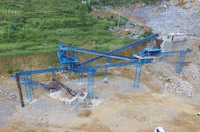 廣西崎源石料加工廠日產(chǎn)3000噸碎石機生產(chǎn)線使用現(xiàn)場