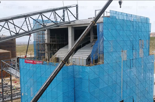 DLYK3680重型振動(dòng)篩篩分車(chē)間