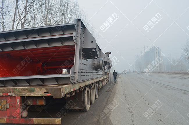 2TES1548振動(dòng)篩 2TES1548振動(dòng)篩