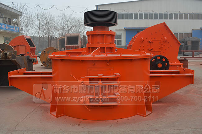 立軸式制砂機(jī) 立軸式制砂機(jī)