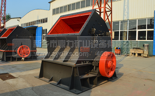 細(xì)碎機(jī)之整形錘式破碎機(jī) 細(xì)碎機(jī)之整形錘式破碎機(jī)