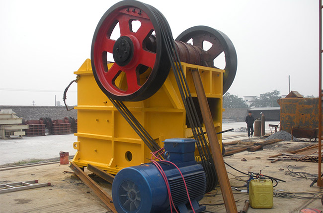 顎式破碎機(jī)