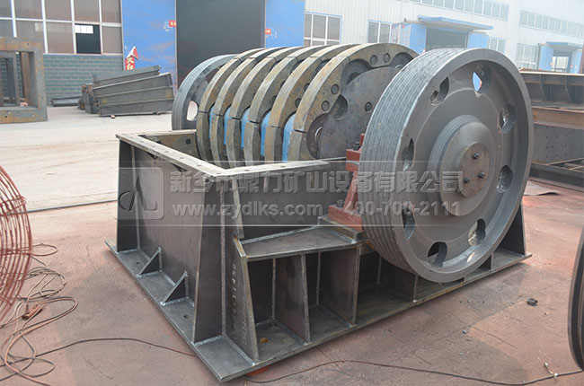 錘式破碎機(jī)結(jié)構(gòu)