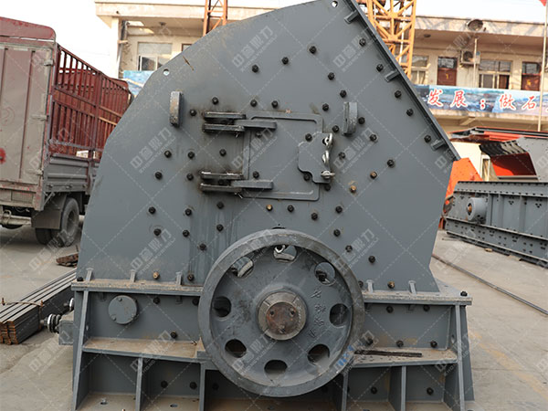 錘式破碎機(jī)設(shè)備 錘式破碎機(jī)設(shè)備