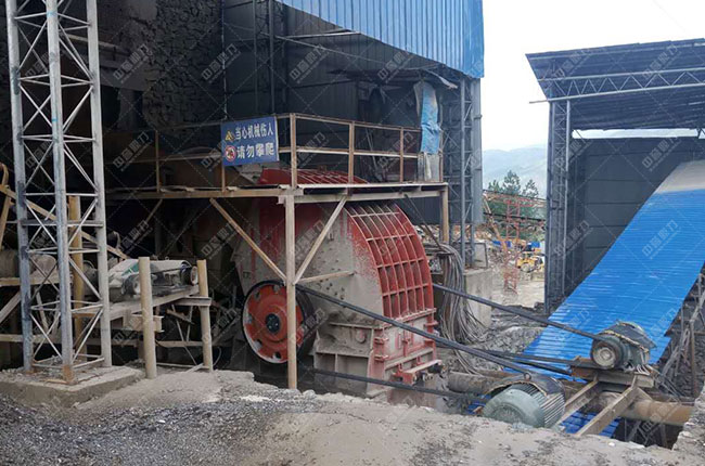 河南中譽(yù)鼎力石子破碎機(jī)設(shè)備2