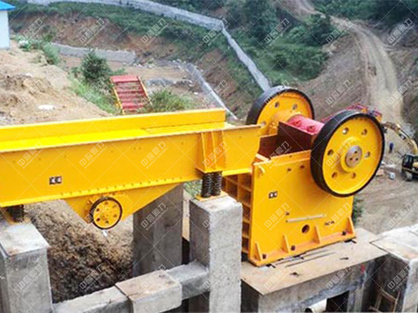 顎式破碎機(jī)安裝調(diào)試