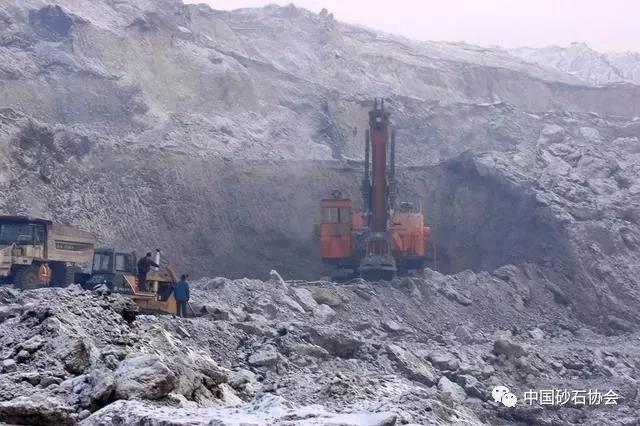 大型露天礦開采設計