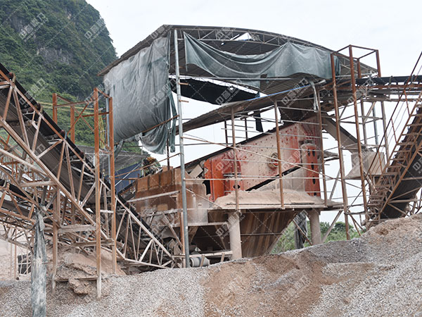 時產(chǎn)200噸石料生產(chǎn)線