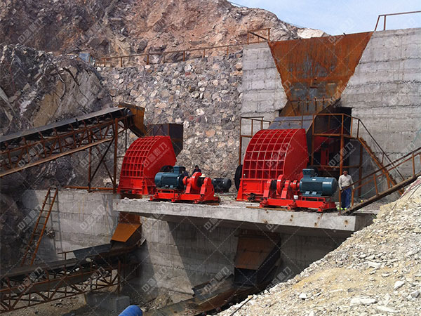 錘式細(xì)碎破碎機(jī)