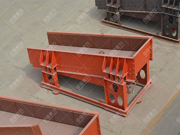 振動(dòng)喂料機(jī)