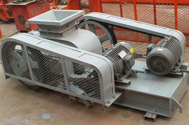 玄武巖對輥制砂機(jī) 玄武巖對輥制砂機(jī)