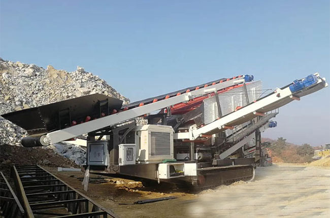 履帶式移動(dòng)破碎機(jī)