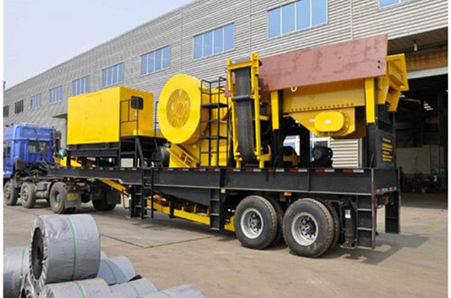 移動煤矸石破碎機