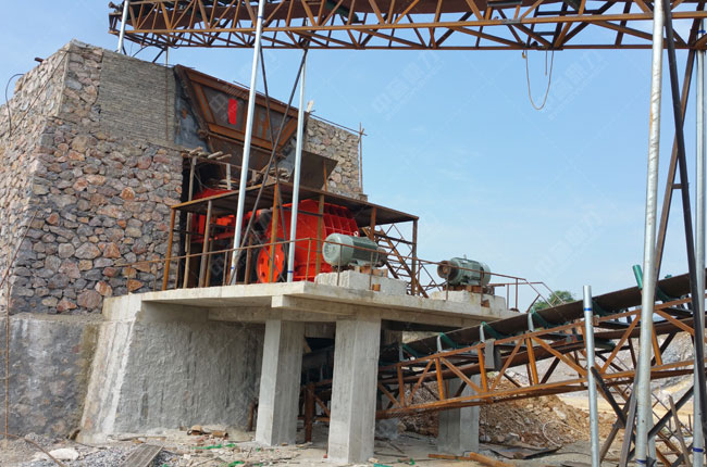 江西宜春時(shí)產(chǎn)200噸石料破碎生產(chǎn)線